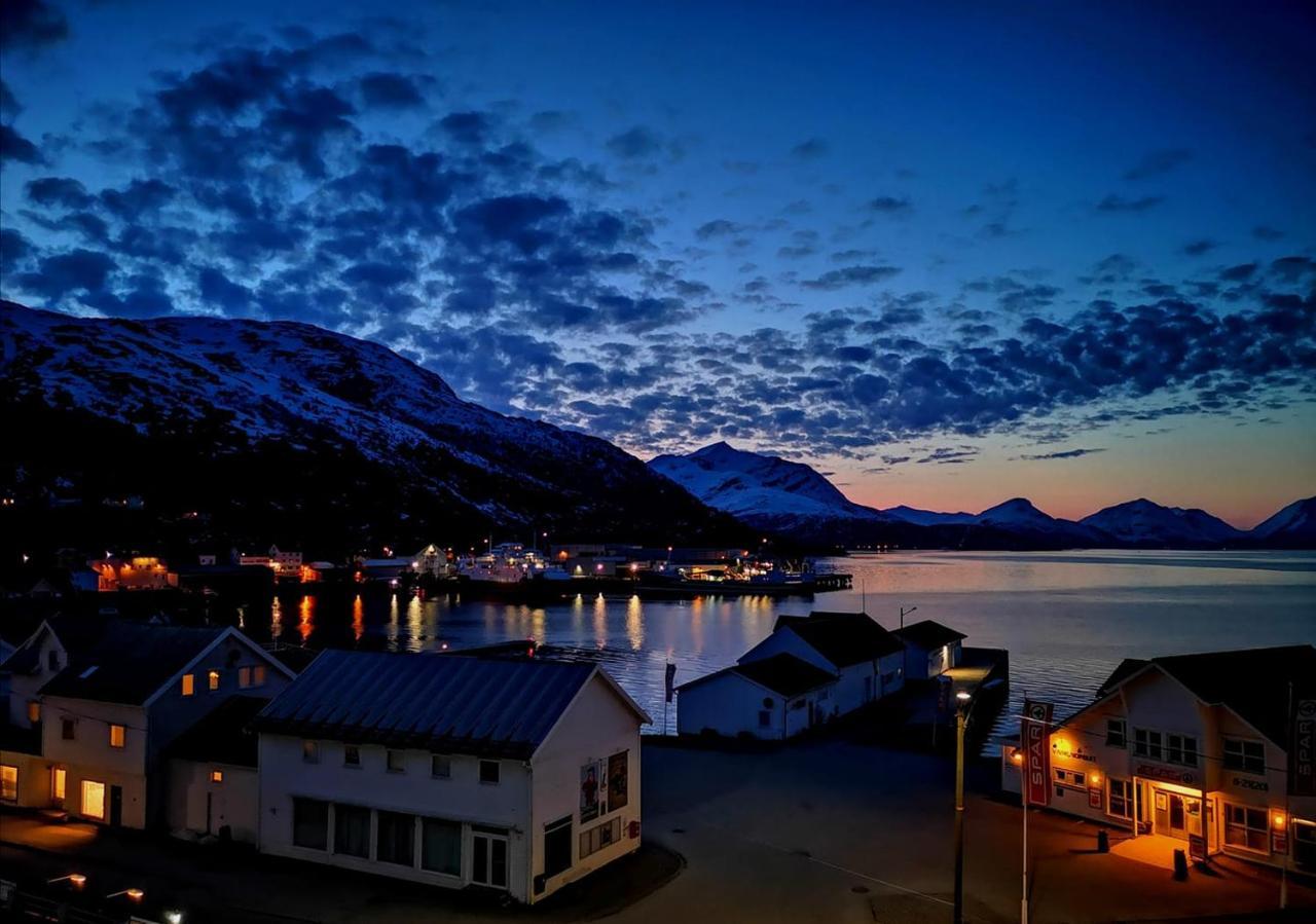 The Old Harbour Store Lodingen Exterior foto